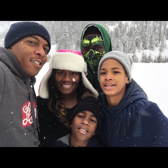 Meet your Posher, Adria - Picture 7 of 10